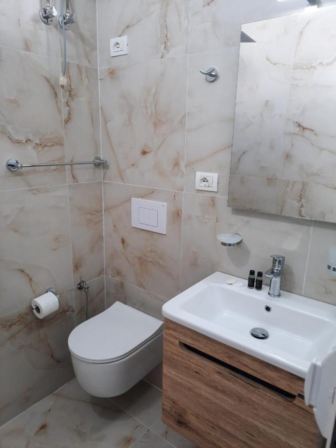 Vila Pushimi Regis Velipojë Exteriér fotografie